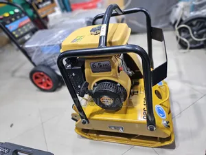 Osaka Gasoline Plate Compactor OPC120