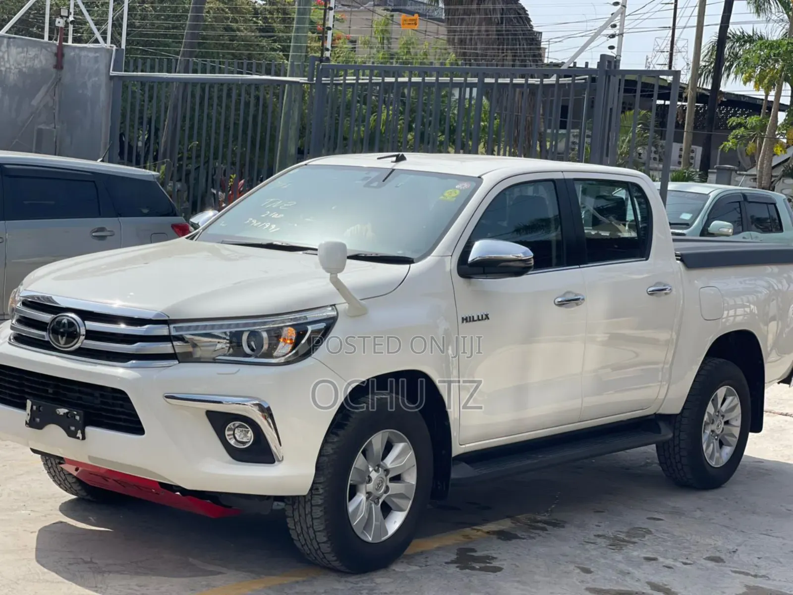 Toyota Hilux 2017 White
