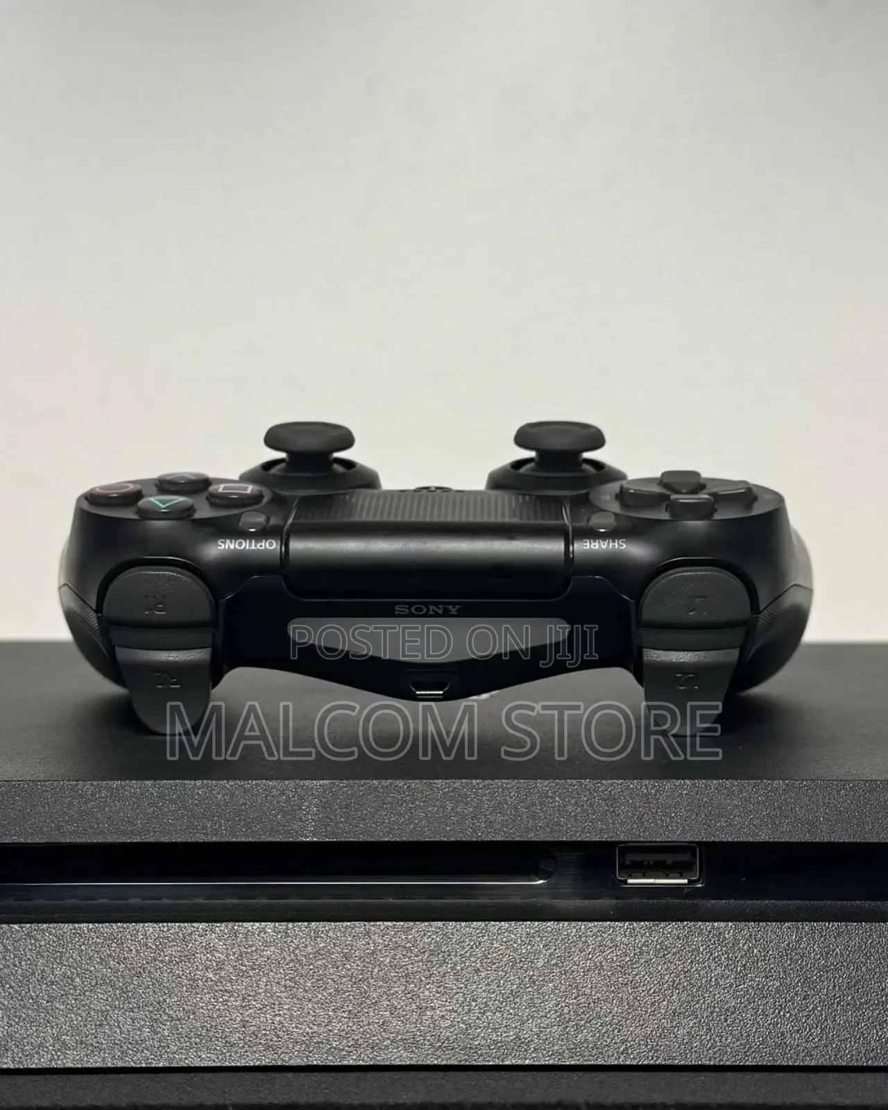 Playstation 4 Slim