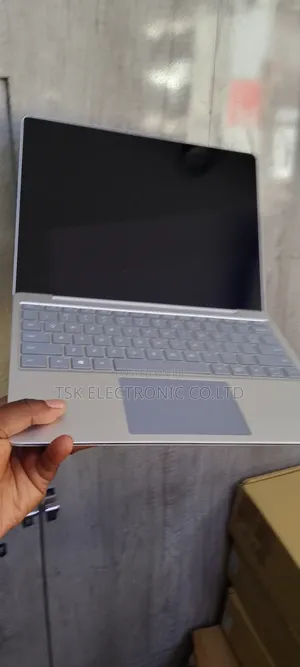 Laptop Microsoft Surface Go 8GB Intel Core I5 SSD 256GB