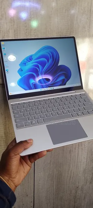 Laptop Microsoft Surface Go 8GB Intel Core I5 SSD 256GB