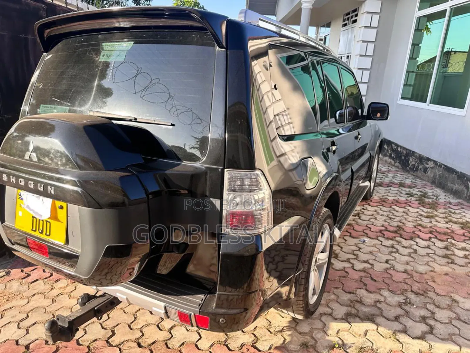 Mitsubishi Pajero 2015 Black