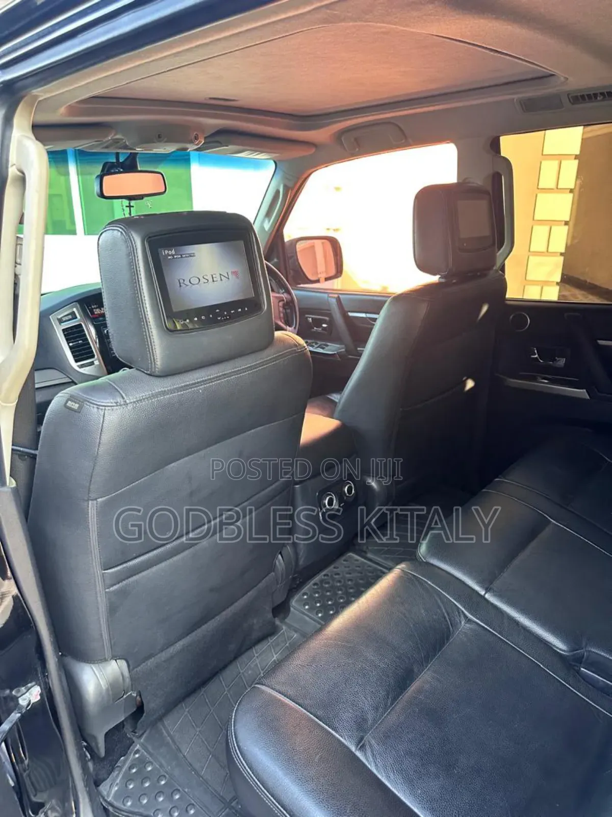 Mitsubishi Pajero 2015 Black