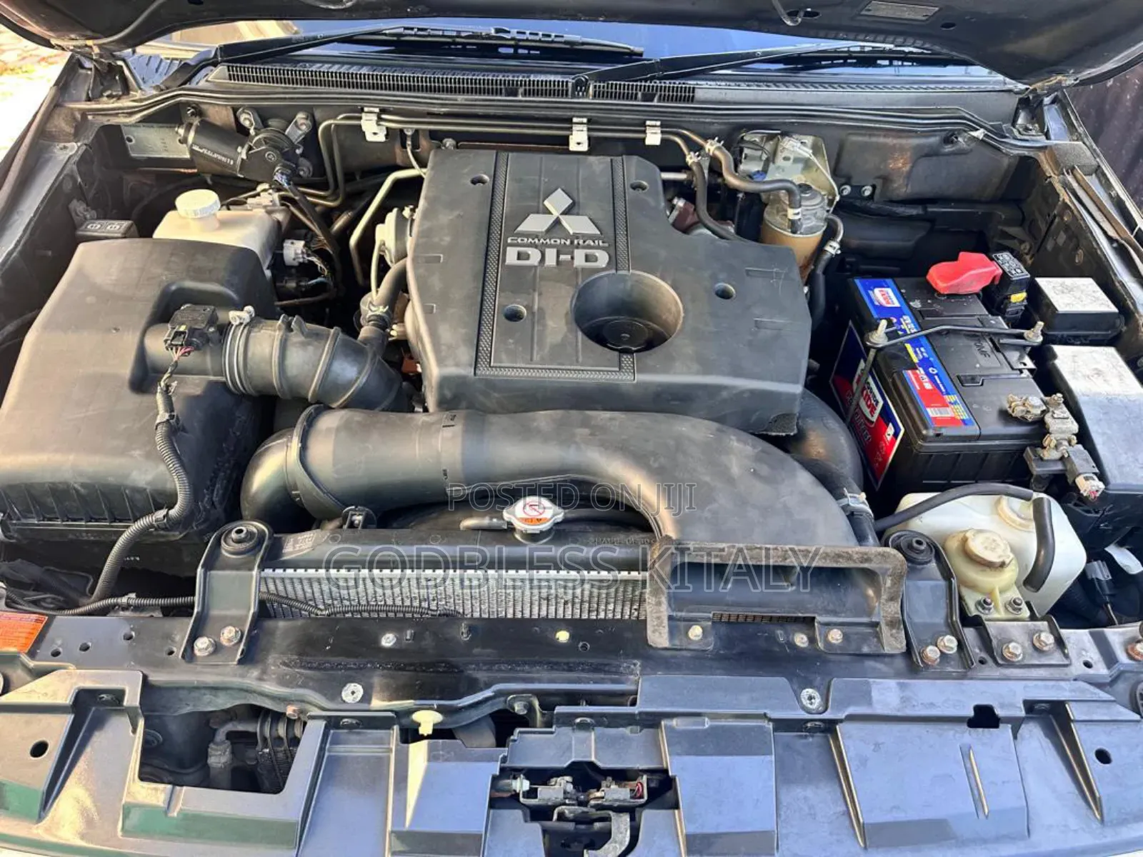 Mitsubishi Pajero 2015 Black
