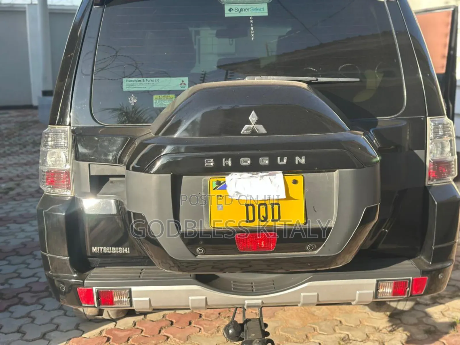 Mitsubishi Pajero 2015 Black
