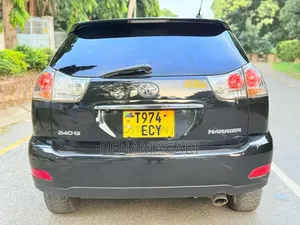 Toyota Harrier 2004 Black