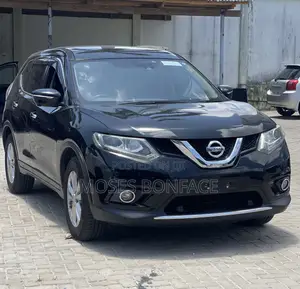 Photo - Nissan X-Trail 2016 Black