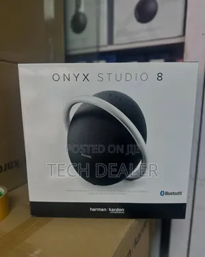 Harman Kardon Onyx Studio 8 Portable Device Speaker