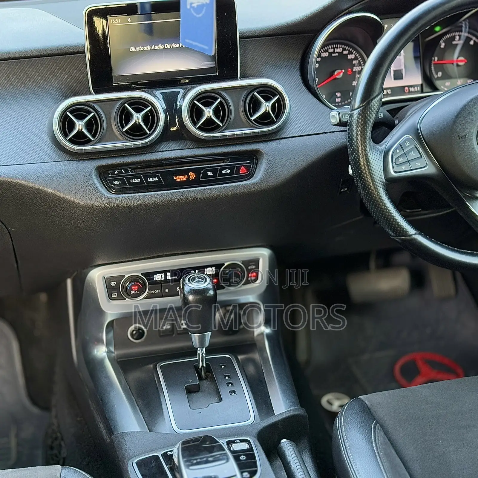 Mercedes-Benz X Class 2018 Silver