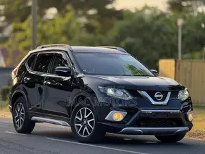 Nissan X-Trail 2.0 Petrol AWD 2014 Black