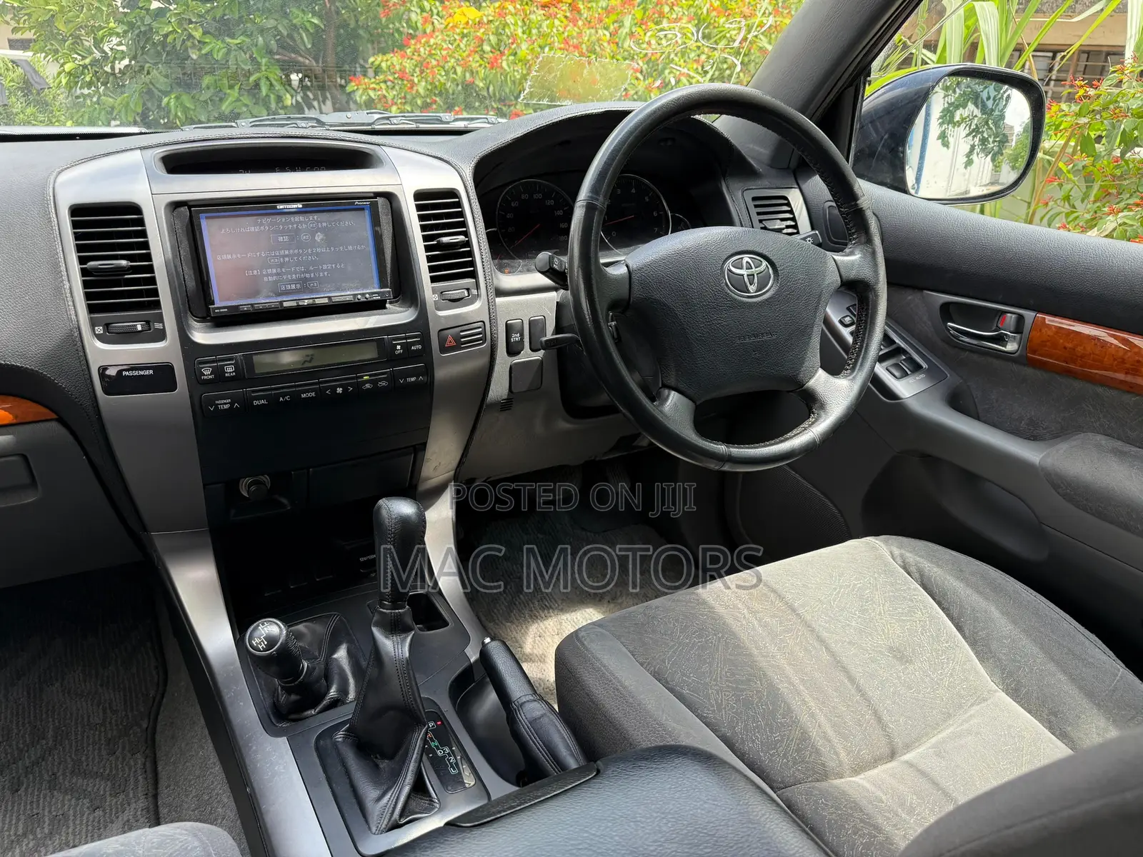 Toyota Land Cruiser Prado 2005 Black