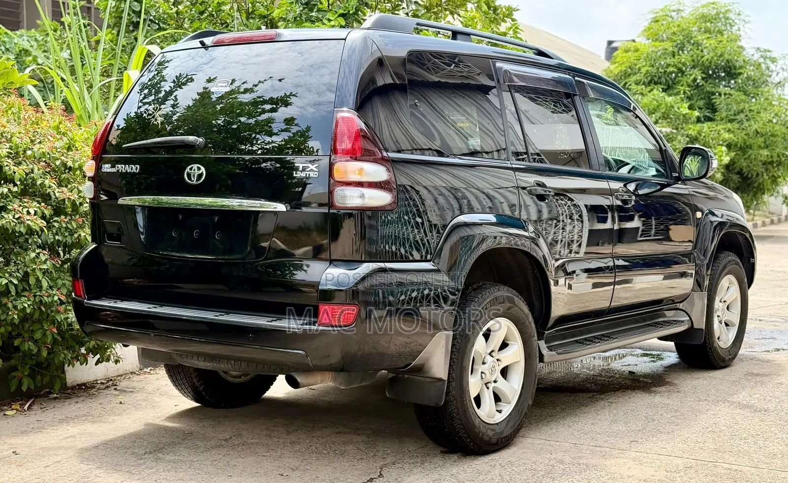 Toyota Land Cruiser Prado 2005 Black