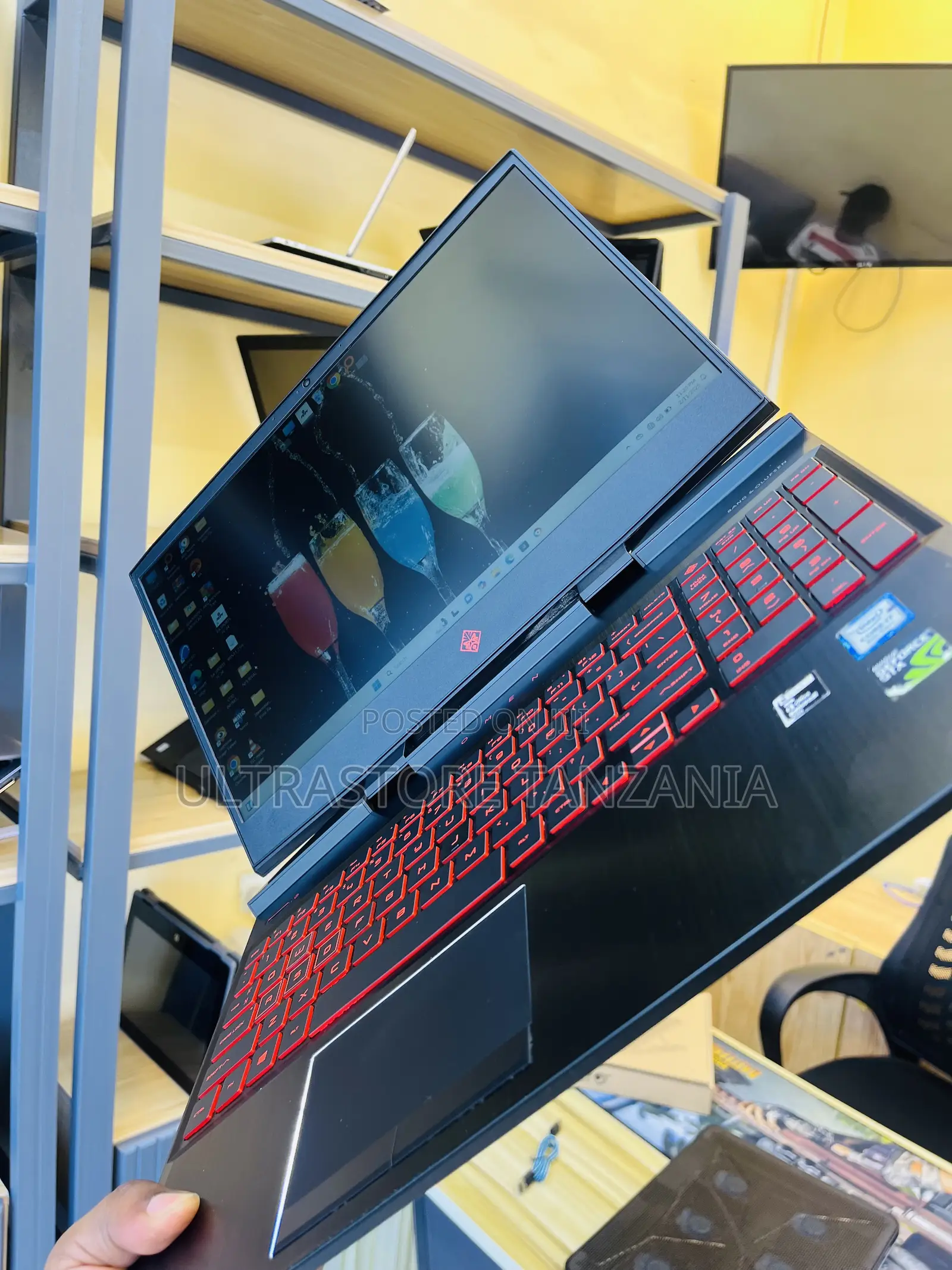New Laptop HP Omen 15 16GB Intel Core I5 SSD 512GB