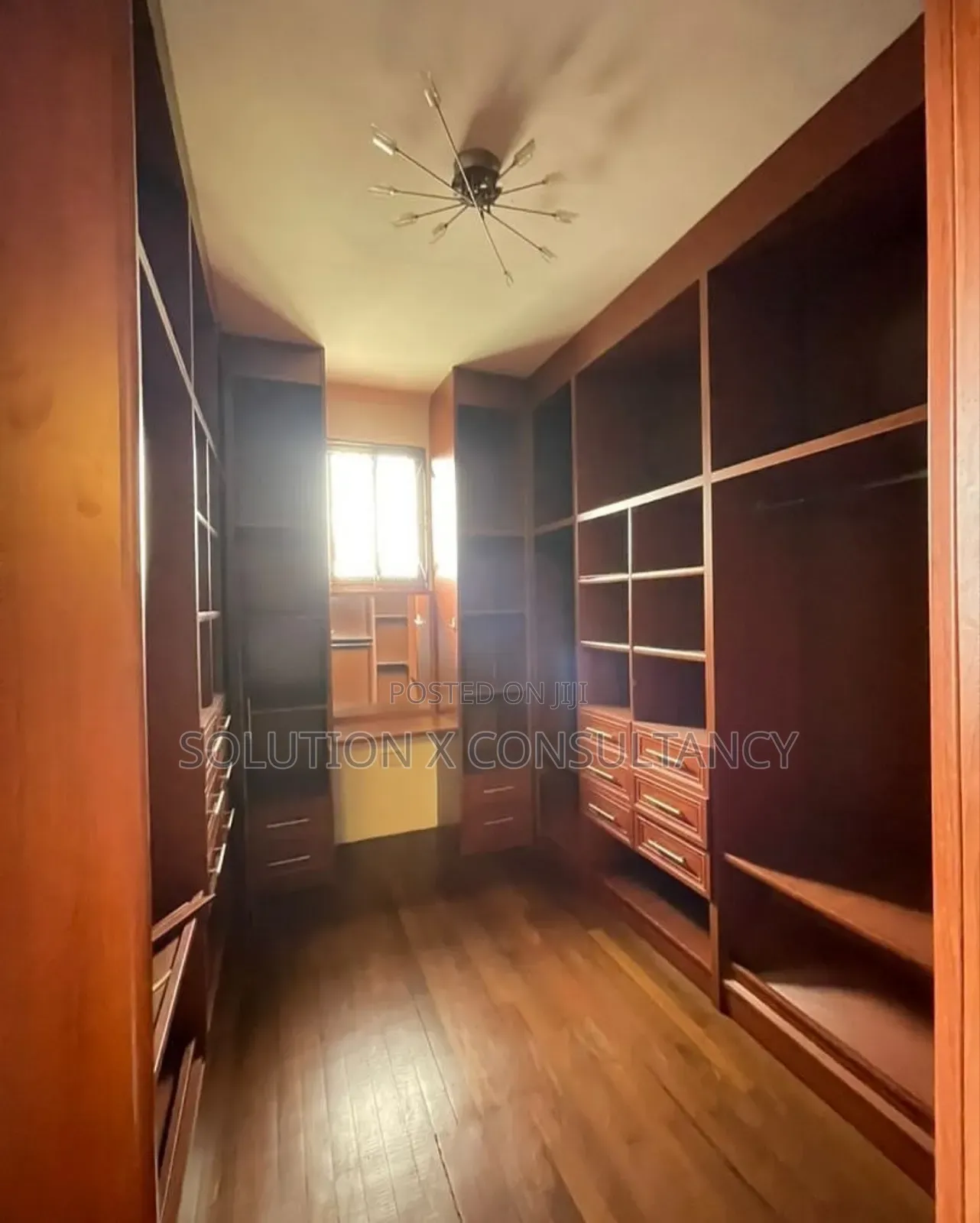 5bdrm Mansion in Kinondoni for sale