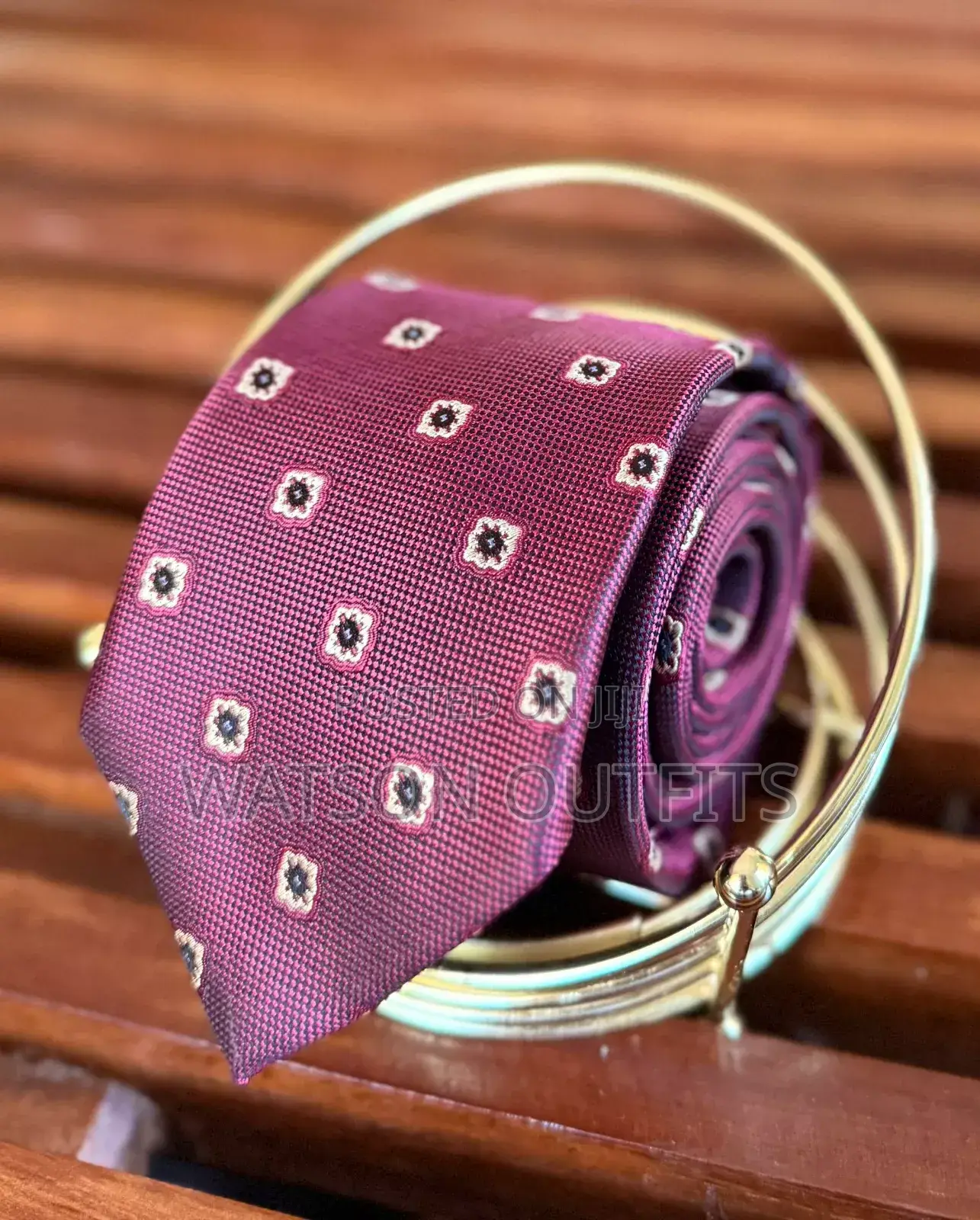 Tai Kitambaachake Kipya