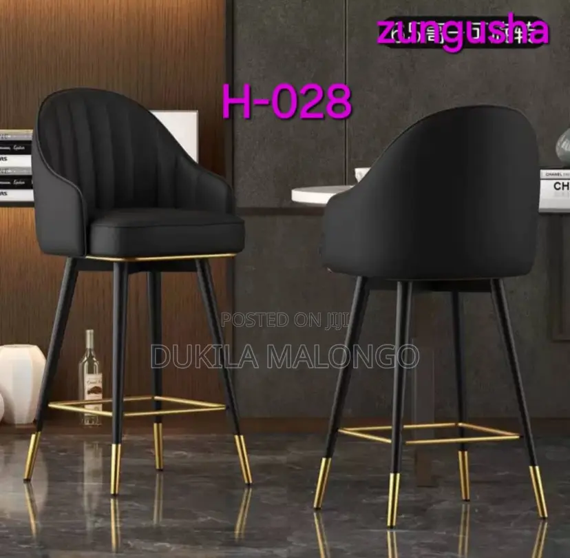Acounter Chair