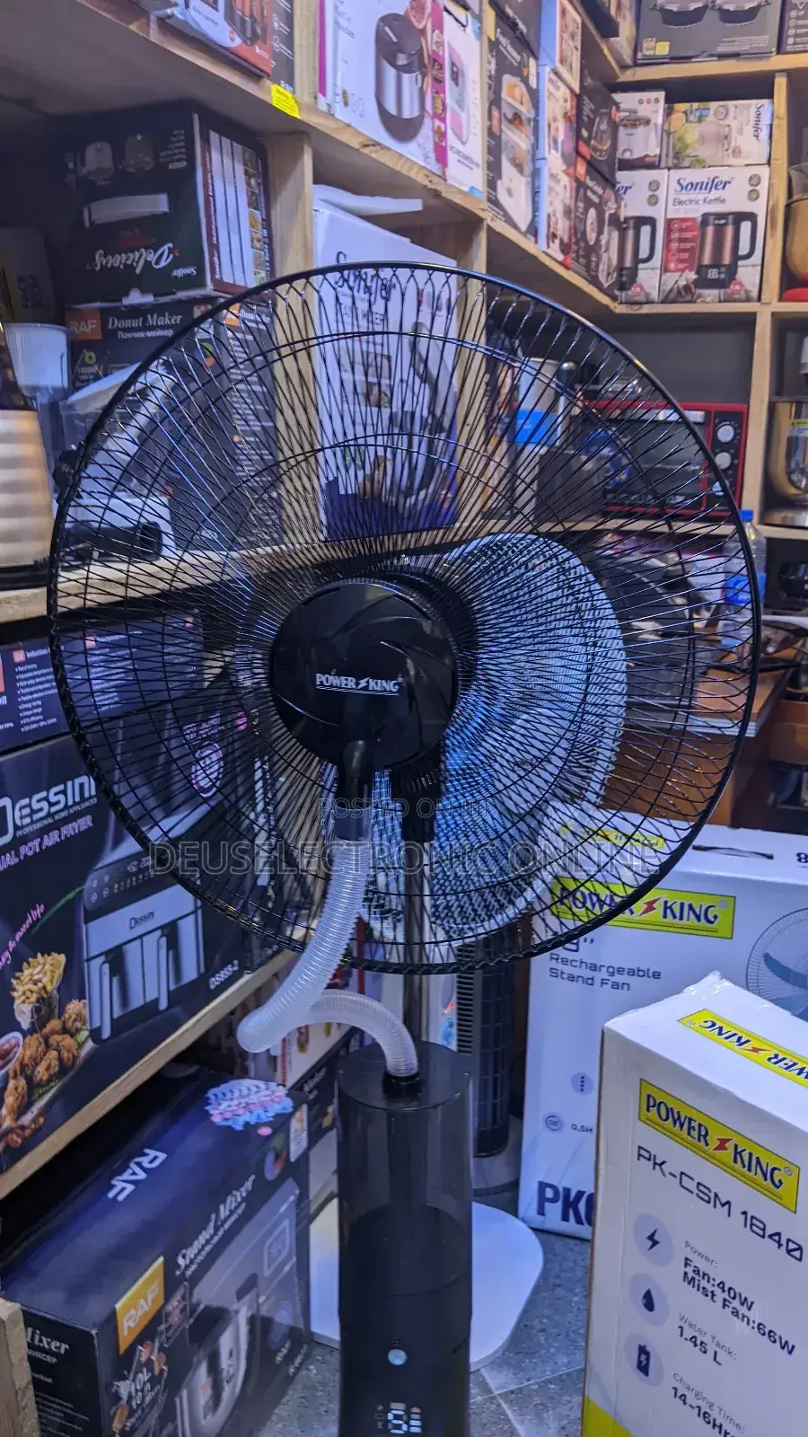 Rechargeable Stand Mist Fan 18"