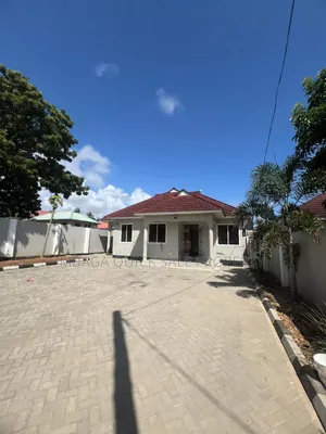 Photo - 3bdrm House in Ununio Beach, Mbagala for rent