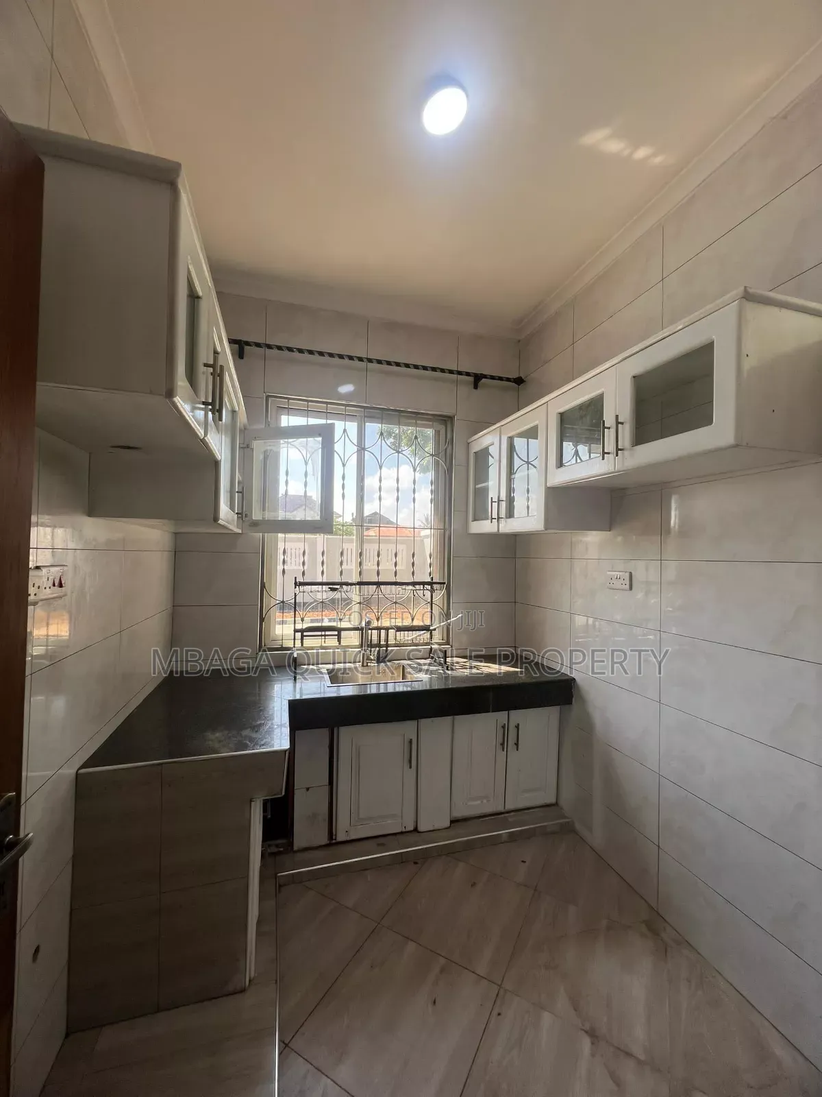3bdrm House in Ununio Beach, Mbagala for rent