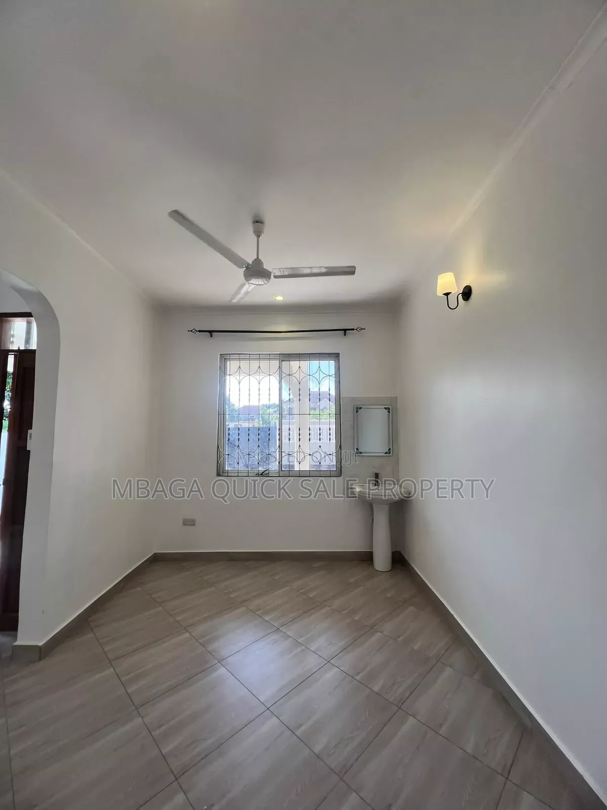 3bdrm House in Ununio Beach, Mbagala for rent