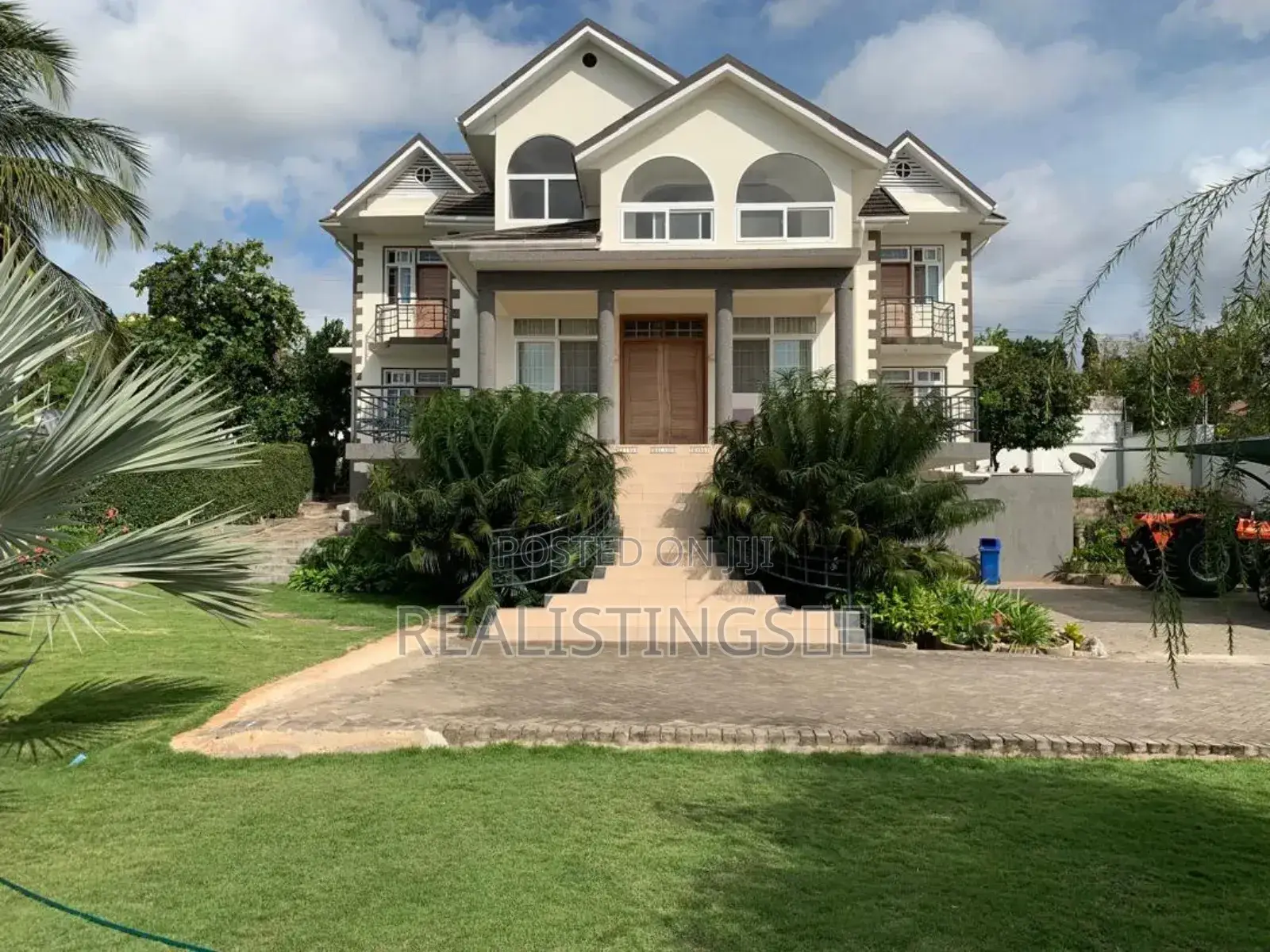 4bdrm Mansion in Kasri Homes Realty, Mbezi Beach for sale