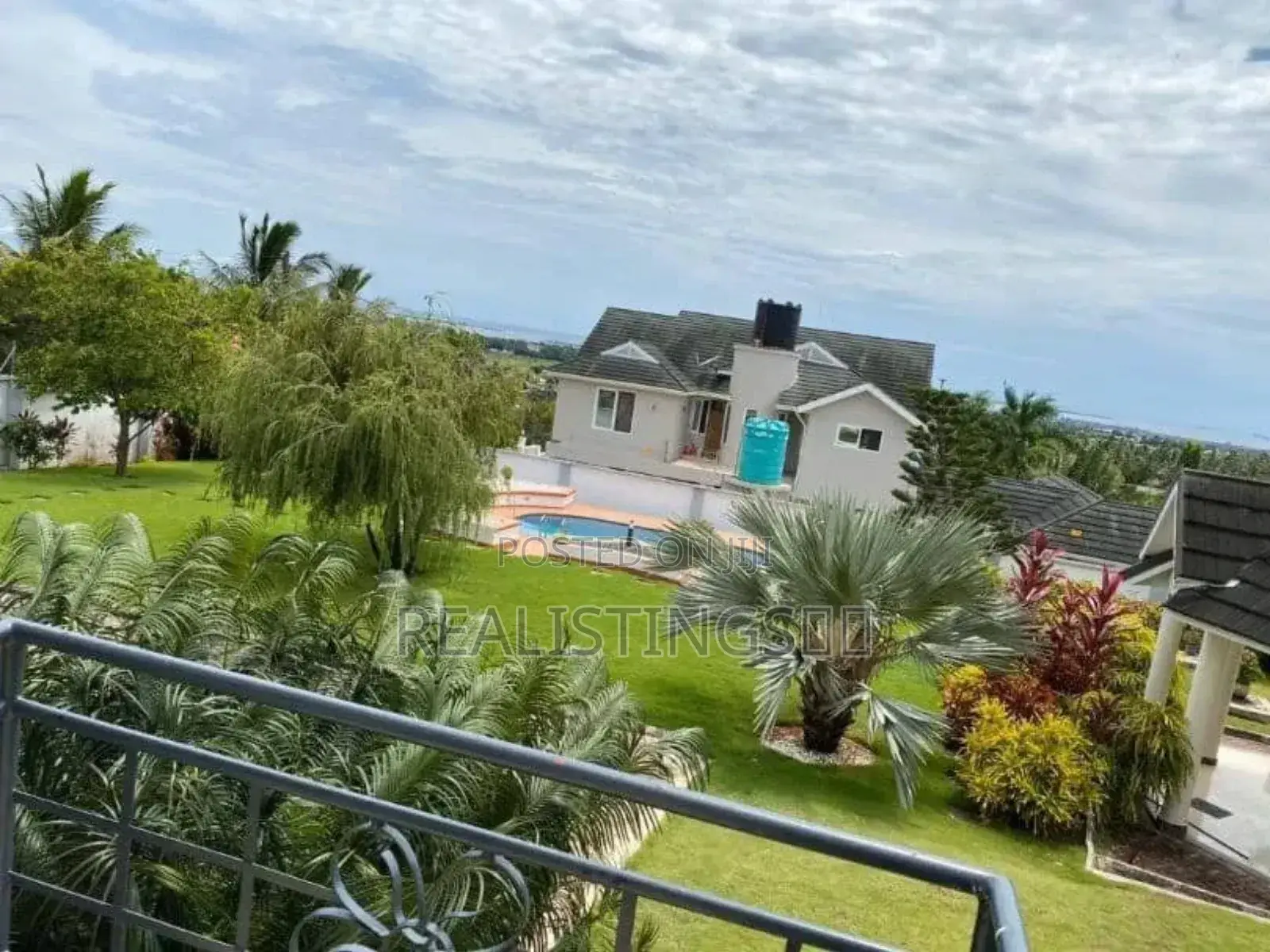 4bdrm Mansion in Kasri Homes Realty, Mbezi Beach for sale