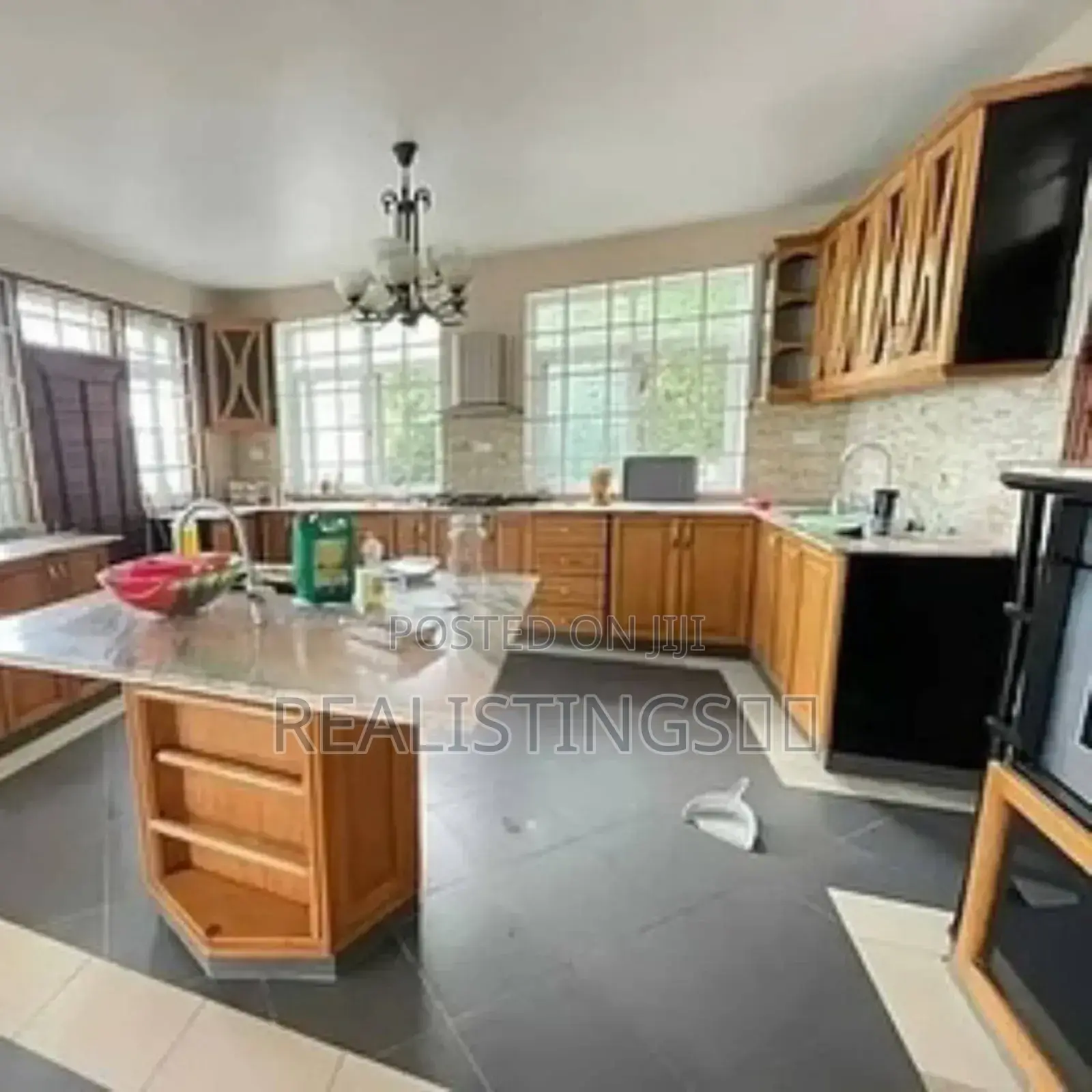4bdrm Mansion in Kasri Homes Realty, Mbezi Beach for sale