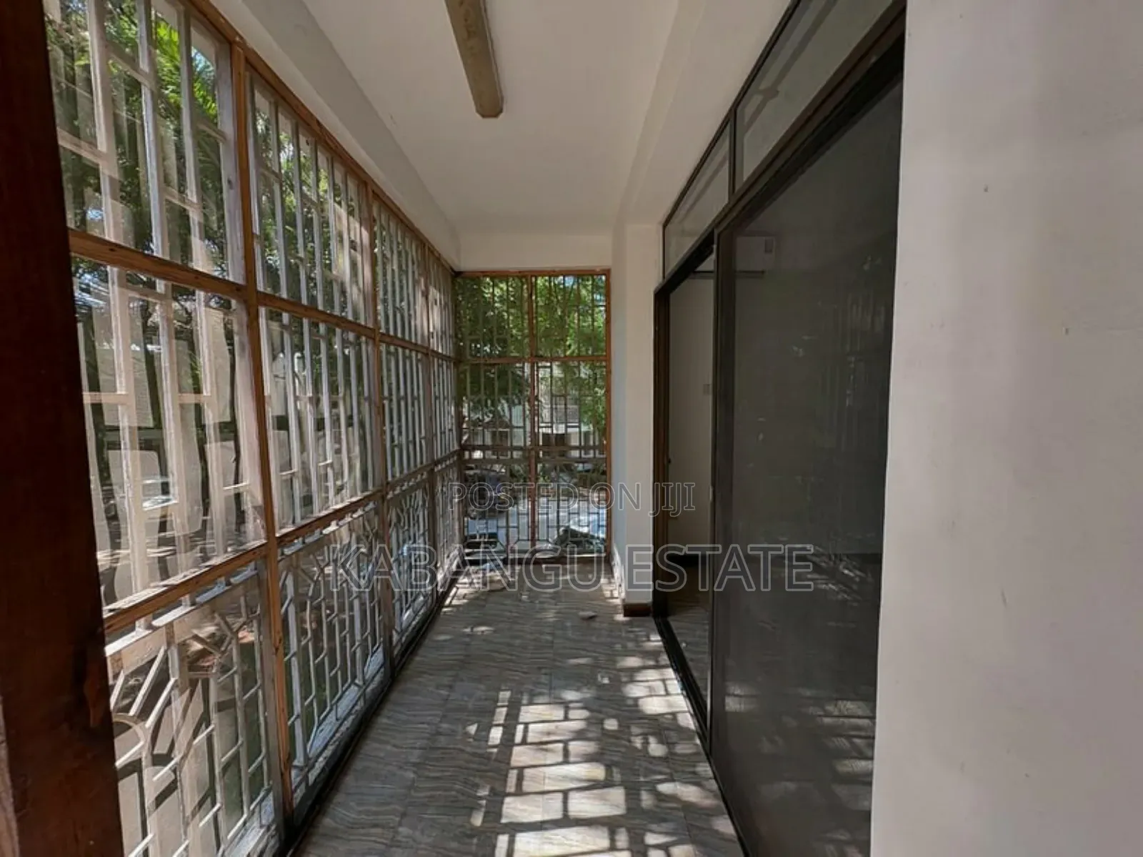 4bdrm Villa in Masaki for rent