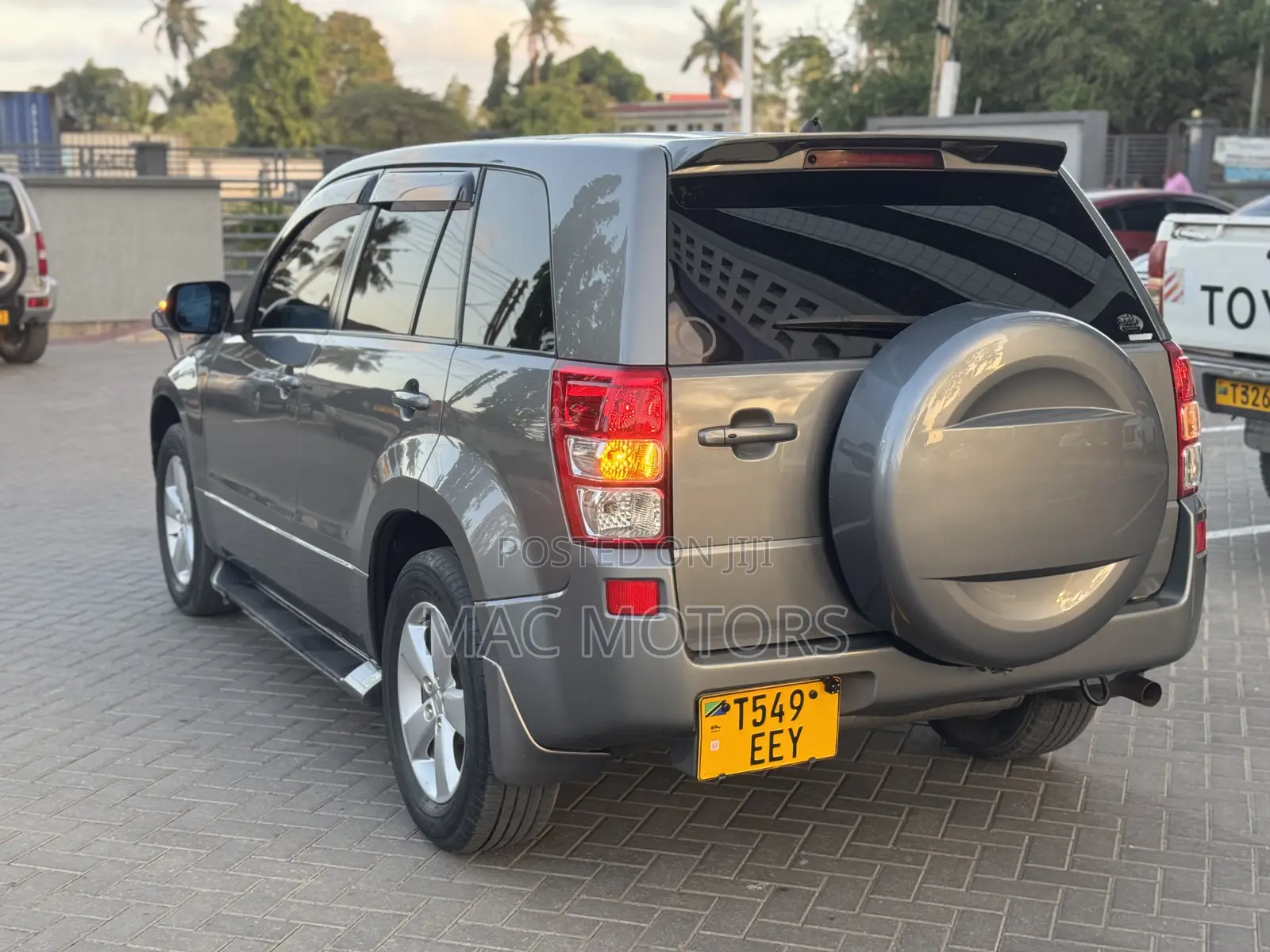 Suzuki Escudo 2007 Gray