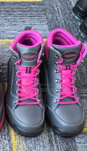 Safepath Ladies Safety Boots