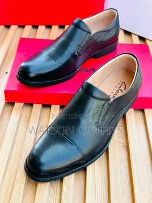 Clarks Shoes Zisizo Na Kamba