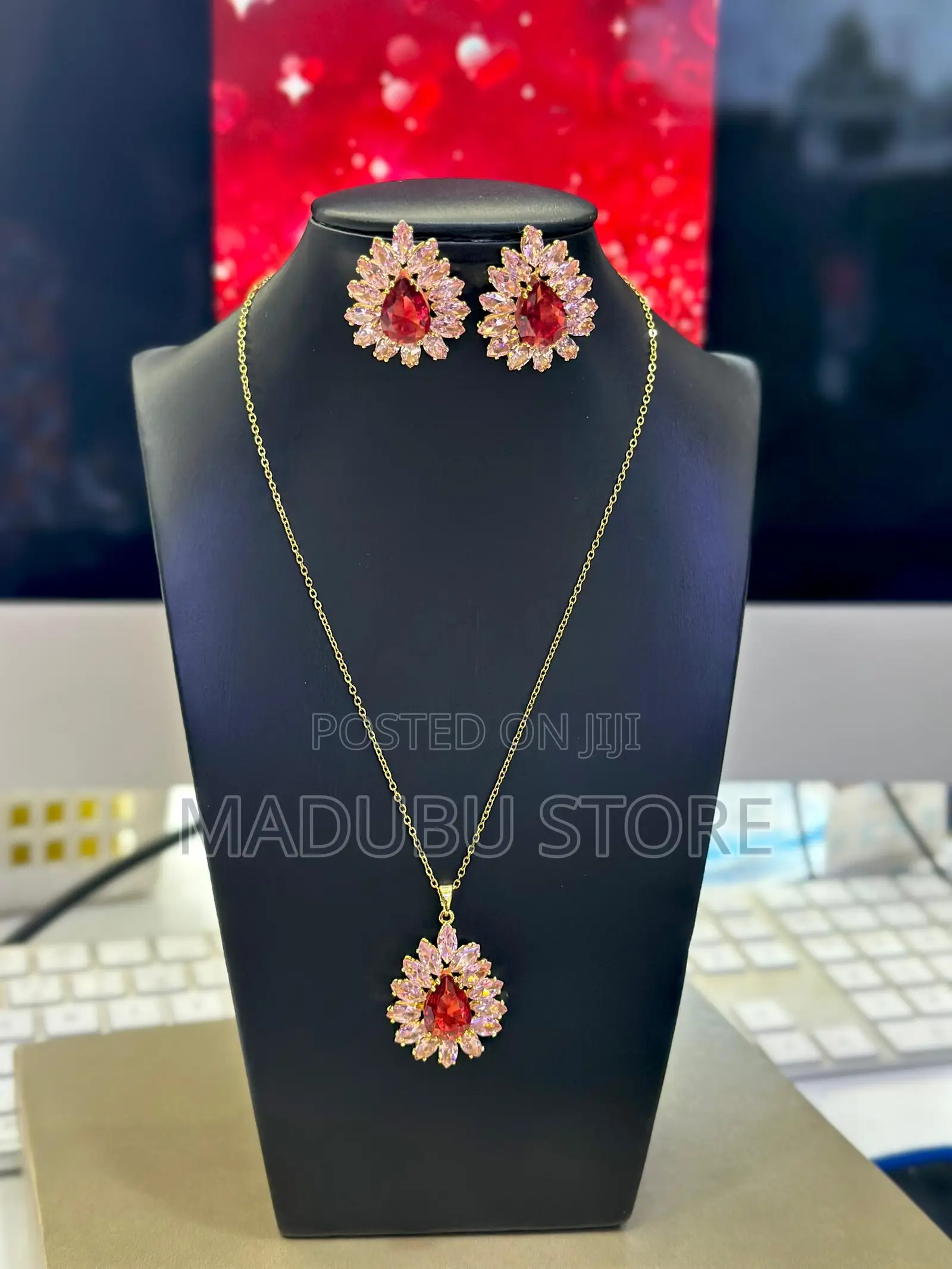 Classy Women Set of Jewerly