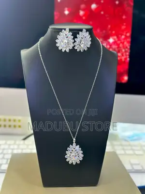 Classy Women Set of Jewerly