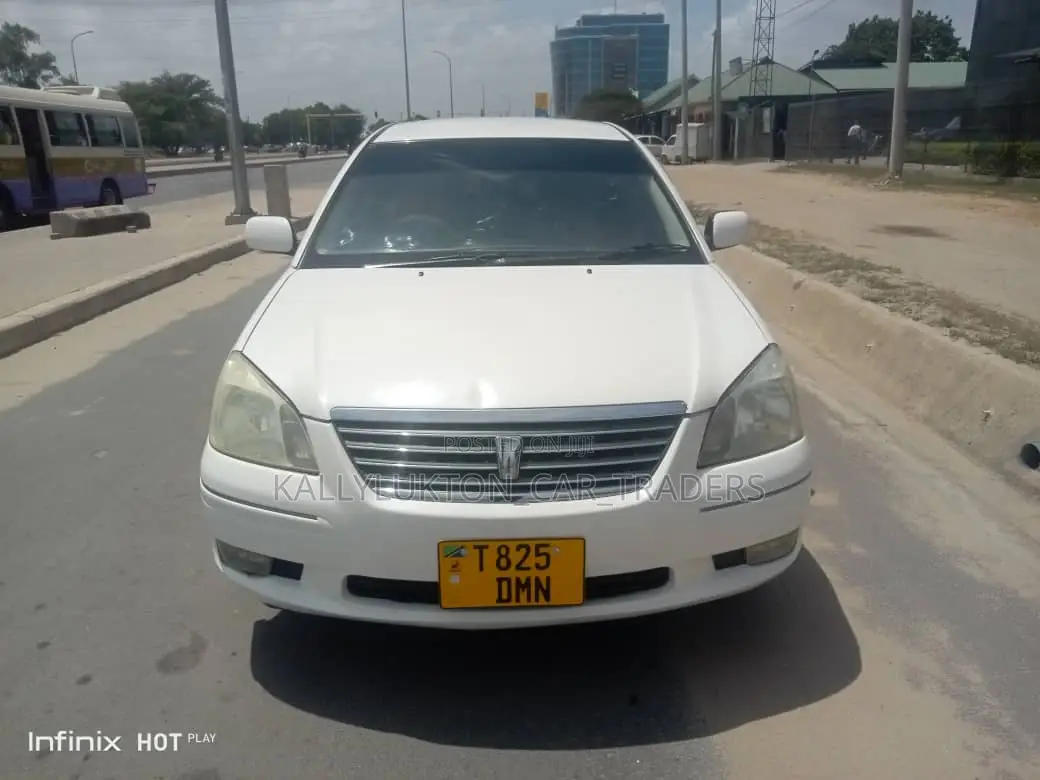 Toyota Premio 2005 White