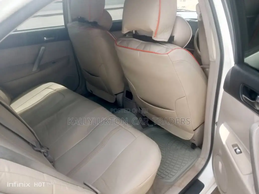 Toyota Premio 2005 White