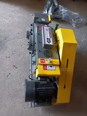 Steel Cutting Machine