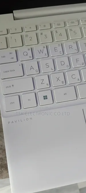 New Laptop HP Pavilion 13 16GB AMD Ryzen 7 SSD 512GB