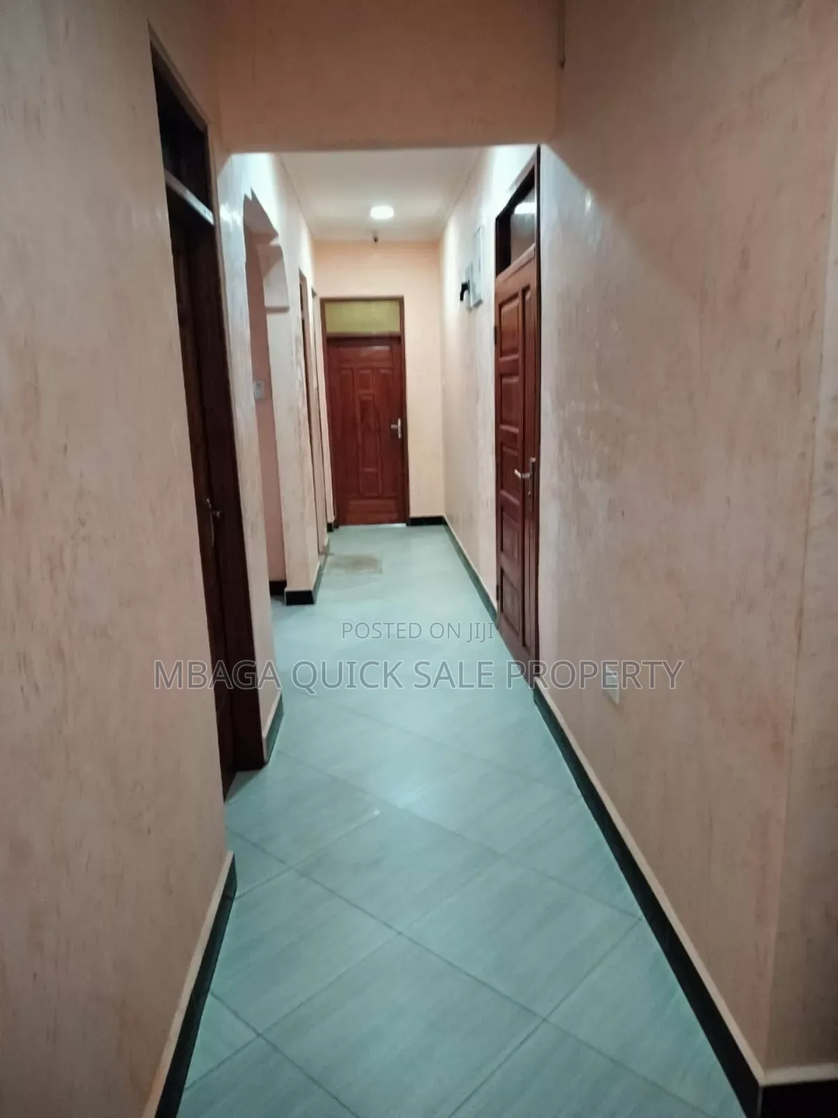 5bdrm House in Salasala Mwanzoni, Mbezi Beach for sale
