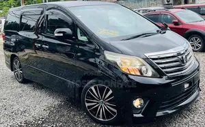 Photo - Toyota Alphard 2012 Black