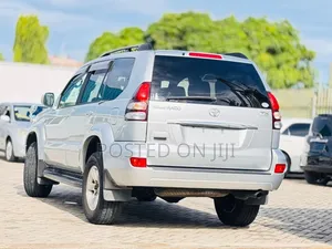 Toyota Land Cruiser Prado 2005 Silver