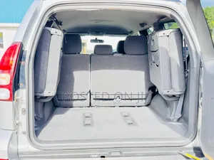 Toyota Land Cruiser Prado 2005 Silver