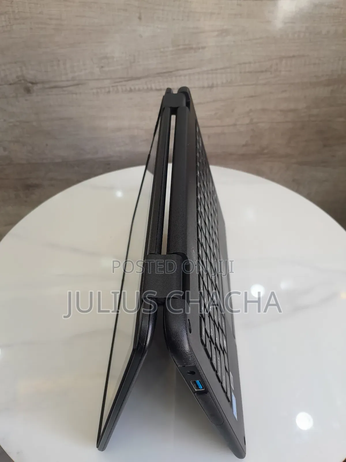 Laptop Lenovo 4GB Intel Pentium SSD 128GB