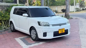 Toyota Corolla Rumion 2008 White