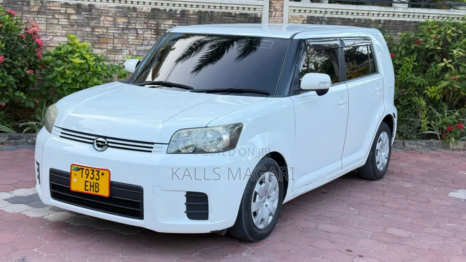 Toyota Corolla Rumion 2008 White