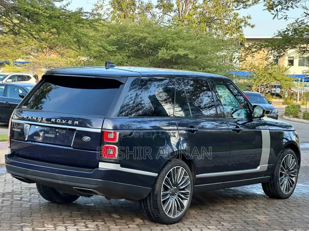 Land Rover Range Rover Vogue 2018 Black