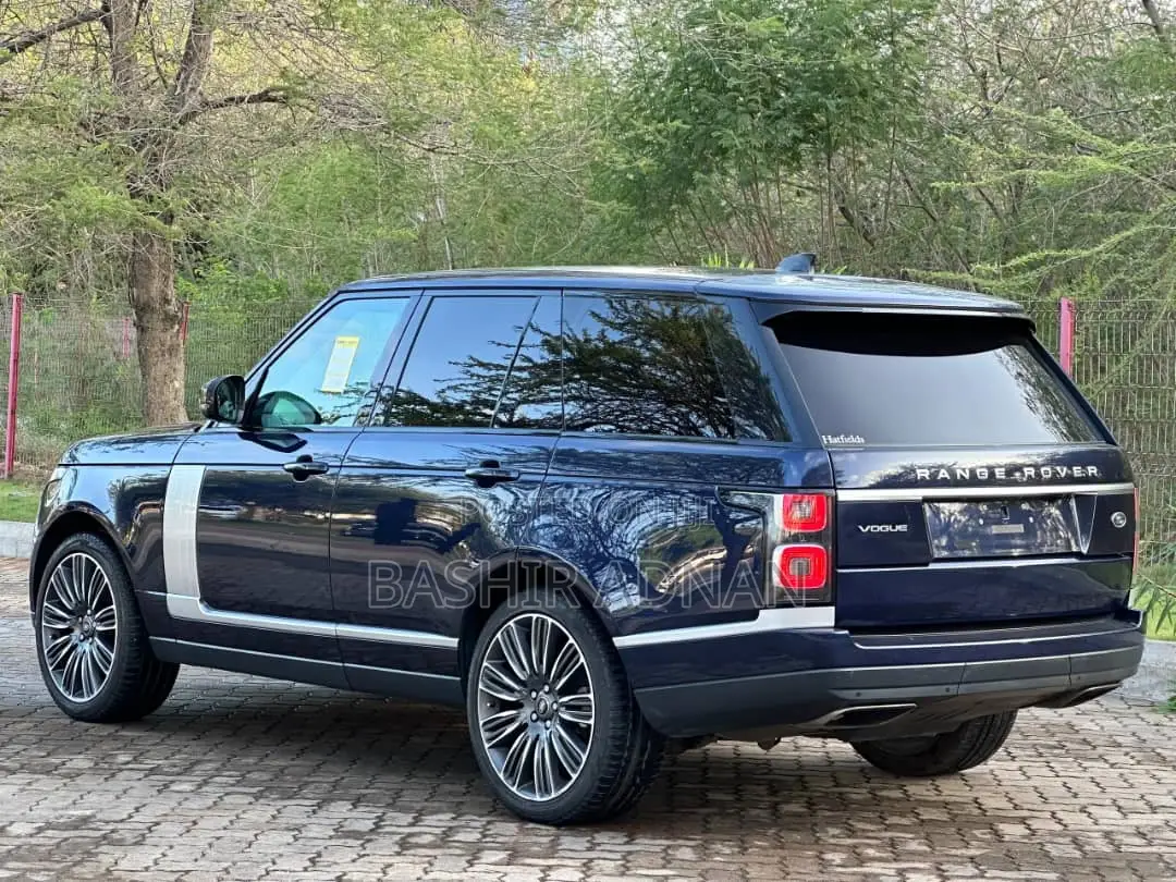 Land Rover Range Rover Vogue 2018 Black