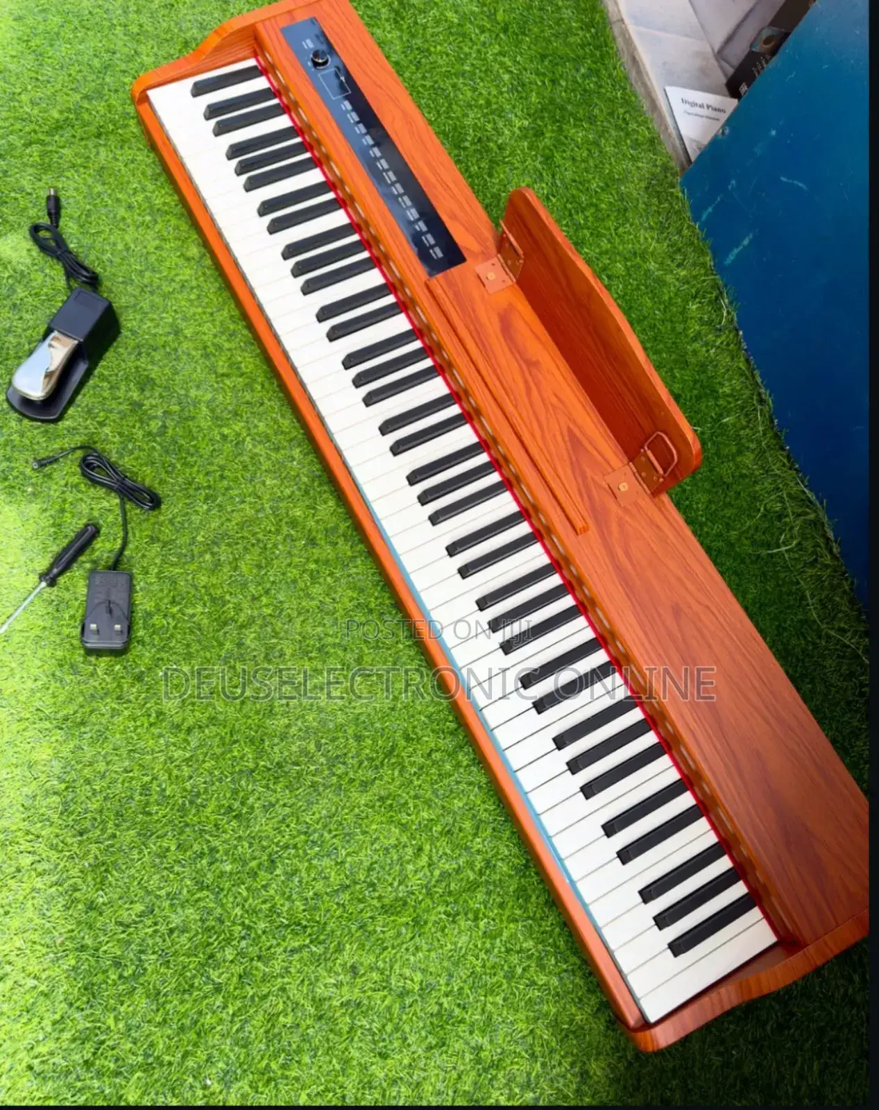Digital Piano 88key With Stand and Sustain Pedal