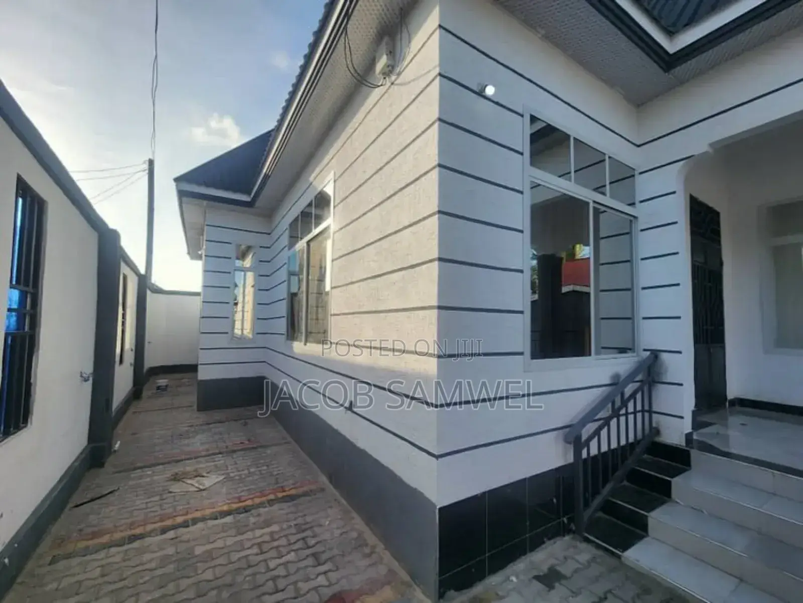 4bdrm House in Mbagala Chamazi, Kinondoni for sale