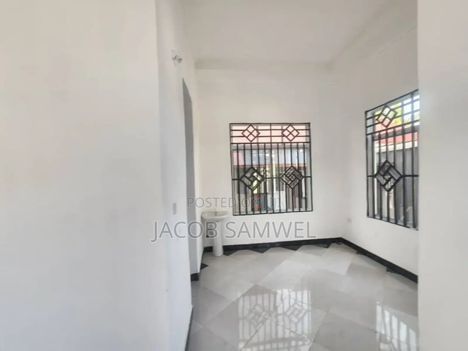 4bdrm House in Mbagala Chamazi, Kinondoni for sale