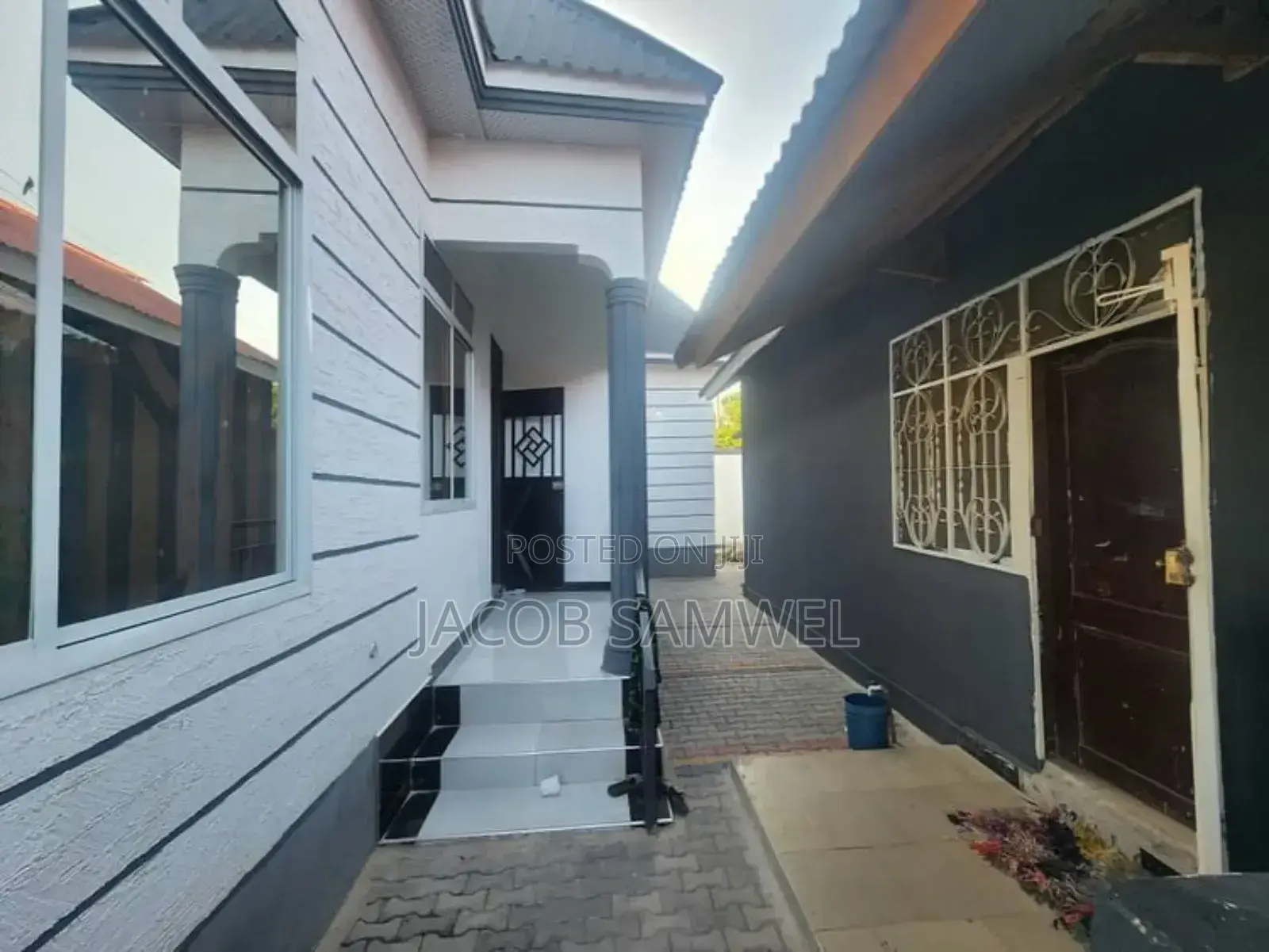 4bdrm House in Mbagala Chamazi, Kinondoni for sale